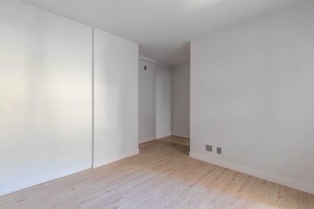 Apartamento à venda com 109m², 3 quartos e 2 vagas Apartamento à venda com 109m², 3 quartos e 2 vagasQuarto 2