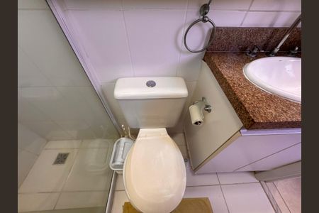 Casa de condomínio à venda com 84m², 3 quartos e 1 vaga Casa de condomínio à venda com 84m², 3 quartos e 1 vagaSuíte - Banheiro