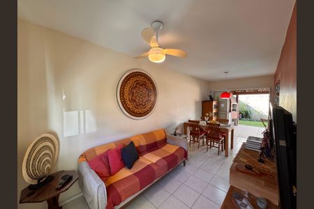 Casa de condomínio à venda com 84m², 3 quartos e 1 vaga Casa de condomínio à venda com 84m², 3 quartos e 1 vagaSala