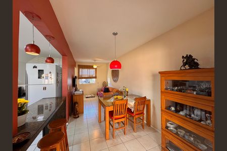 Casa de condomínio à venda com 84m², 3 quartos e 1 vaga Casa de condomínio à venda com 84m², 3 quartos e 1 vagaSala