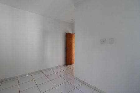 Casa para alugar com 70m², 3 quartos e sem vaga Casa para alugar com 70m², 3 quartos e sem vagaQuarto 2