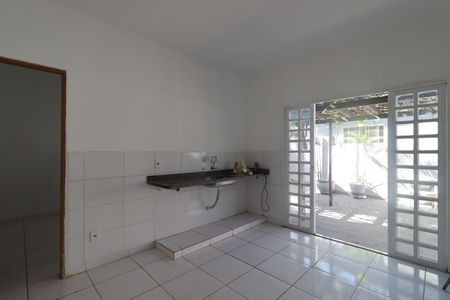 Sala/Cozinha de casa para alugar com 3 quartos, 70m² em Pqe Andorinhas, Ribeirão Preto