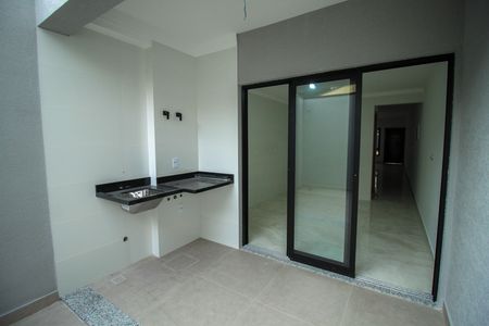 Casa à venda com 120m², 3 quartos e 2 vagas