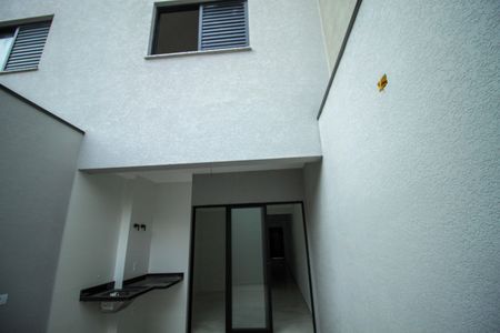Casa à venda com 120m², 3 quartos e 2 vagas