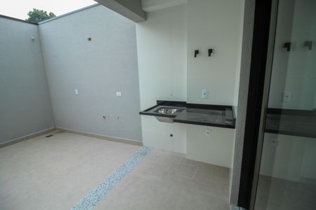 Casa à venda com 120m², 3 quartos e 2 vagas