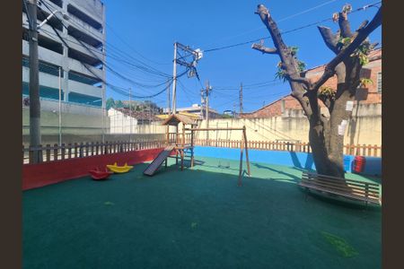 Apartamento para alugar com 60m², 2 quartos e 1 vagaÁrea comum - Playground