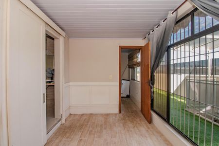 Casa para alugar com 350m², 3 quartos e 3 vagasSuíte do Apartamento Independente ( Piso Superior)