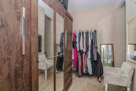 Casa para alugar com 350m², 3 quartos e 3 vagasSuíte 1