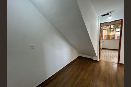 Casa para alugar com 90m², 2 quartos e sem vagaÁrea comum