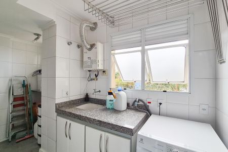 Apartamento à venda com 97m², 3 quartos e 2 vagas Apartamento à venda com 97m², 3 quartos e 2 vagasÁrea de Serviço
