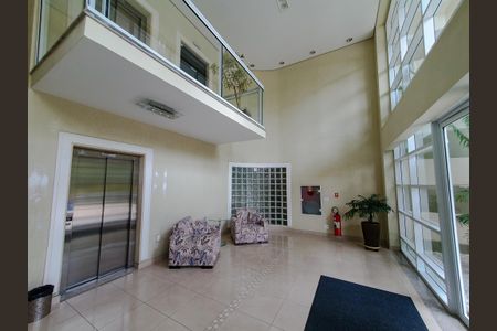 Apartamento à venda com 97m², 3 quartos e 2 vagas Apartamento à venda com 97m², 3 quartos e 2 vagasÁrea comum - hall