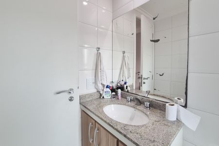 Apartamento à venda com 97m², 3 quartos e 2 vagas Apartamento à venda com 97m², 3 quartos e 2 vagasBanheiro Social