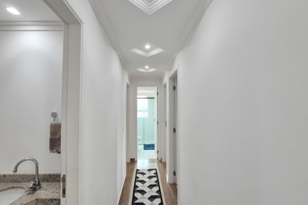 Apartamento à venda com 97m², 3 quartos e 2 vagas Apartamento à venda com 97m², 3 quartos e 2 vagascorredor