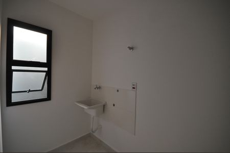 Apartamento para alugar com 38m², 2 quartos e sem vagaÁrea de Serviço