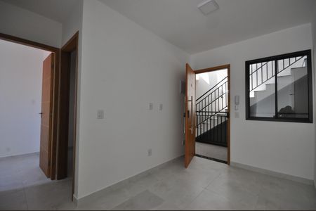 Sala de apartamento para alugar com 2 quartos, 38m² em Vila Isolina Mazzei, São Paulo