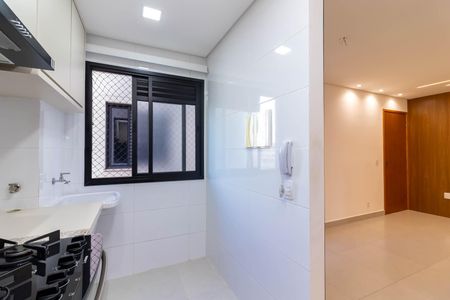 Apartamento à venda com 54m², 2 quartos e 1 vaga Apartamento à venda com 54m², 2 quartos e 1 vagaCozinha