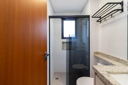 Apartamento à venda com 54m², 2 quartos e 1 vaga Apartamento à venda com 54m², 2 quartos e 1 vagaBanheiro