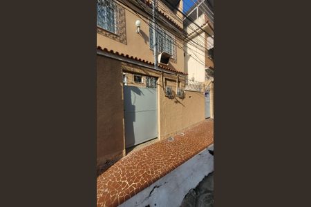 Casa para alugar com 90m², 2 quartos e sem vagaFachada