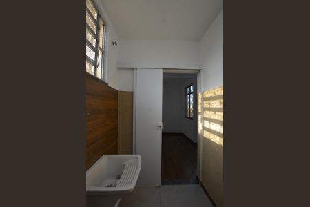 Casa para alugar com 90m², 2 quartos e sem vagaÁrea de Serviço