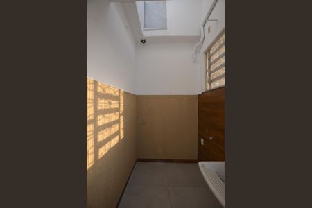 Casa para alugar com 90m², 2 quartos e sem vagaÁrea de Serviço