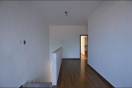 Casa para alugar com 90m², 2 quartos e sem vagaSala