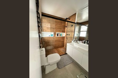 Casa à venda com 204m², 3 quartos e 3 vagas Casa à venda com 204m², 3 quartos e 3 vagasFoto 47
