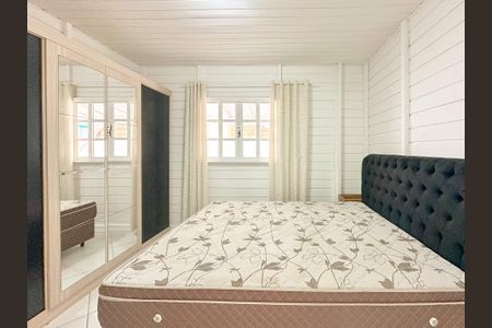 Quarto 1 de casa para alugar com 2 quartos, 140m² em Santinho, Florianópolis