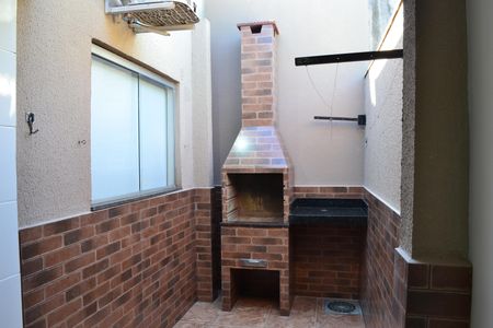 Casa para alugar com 1m², 2 quartos e sem vagaChurrasqueira