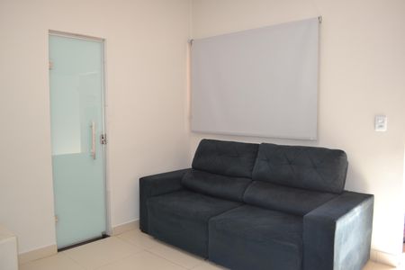 Casa para alugar com 1m², 2 quartos e sem vagaSala