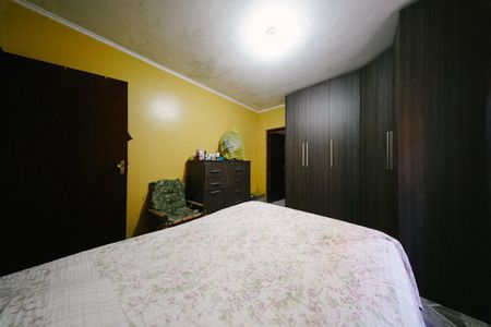 Casa à venda com 125m², 2 quartos e 2 vagas Casa à venda com 125m², 2 quartos e 2 vagasSuíte