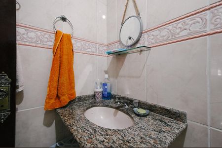 Casa à venda com 125m², 2 quartos e 2 vagas Casa à venda com 125m², 2 quartos e 2 vagasBanheiro da Suíte