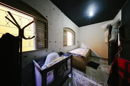 Casa à venda com 125m², 2 quartos e 2 vagas Casa à venda com 125m², 2 quartos e 2 vagasQuarto