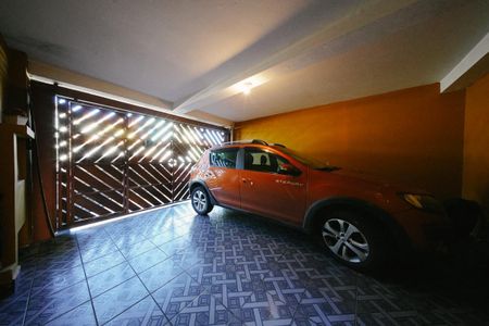 Casa à venda com 125m², 2 quartos e 2 vagas Casa à venda com 125m², 2 quartos e 2 vagasGaragem