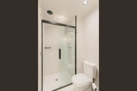 Studio para alugar com 38m², 1 quarto e 1 vaga Studio para alugar com 38m², 1 quarto e 1 vagaBanheiro