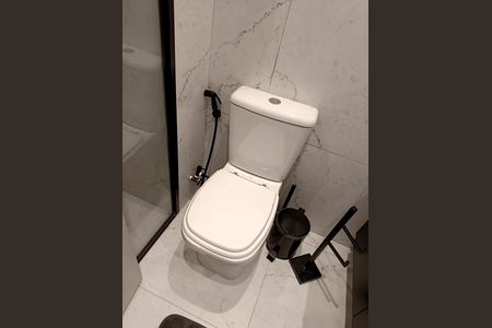 Studio para alugar com 37m², 1 quarto e 1 vaga Studio para alugar com 37m², 1 quarto e 1 vagaBanheiro social