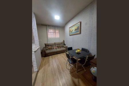 Apartamento à venda com 37m², 1 quarto e sem vagaSala