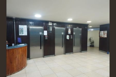 Apartamento à venda com 37m², 1 quarto e sem vagaÁrea externa