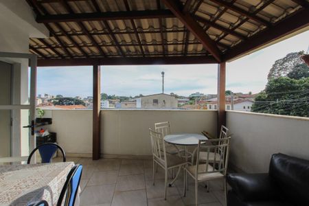 Apartamento à venda com 147m², 3 quartos e 2 vagas Apartamento à venda com 147m², 3 quartos e 2 vagasCobertura