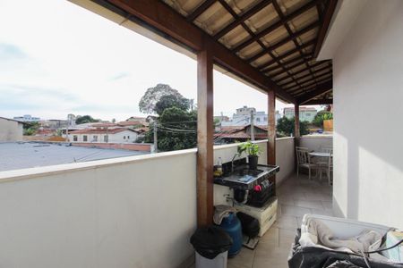 Apartamento à venda com 147m², 3 quartos e 2 vagas Apartamento à venda com 147m², 3 quartos e 2 vagasÁrea de Serviço