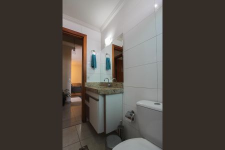 Apartamento à venda com 147m², 3 quartos e 2 vagas Apartamento à venda com 147m², 3 quartos e 2 vagasBanheiro Social 1