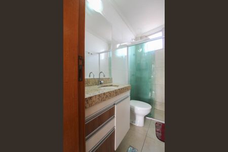 Apartamento à venda com 147m², 3 quartos e 2 vagas Apartamento à venda com 147m², 3 quartos e 2 vagasBanheiro Social 2