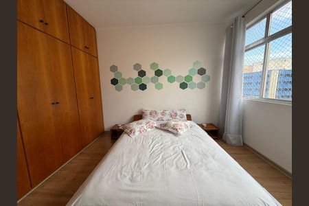 Apartamento para alugar com 60m², 2 quartos e 2 vagas