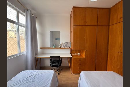 Apartamento para alugar com 60m², 2 quartos e 2 vagas