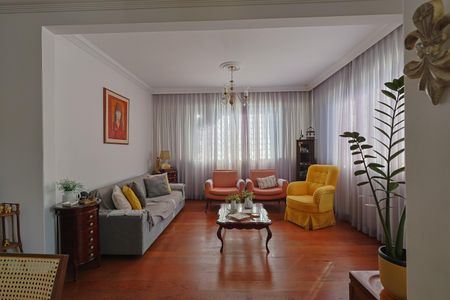 Casa à venda com 3 quartos, 229m² em Santa Ines, Belo Horizonte