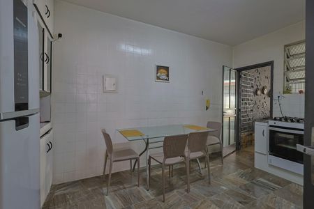 Casa à venda com 3 quartos, 229m² em Santa Ines, Belo Horizonte