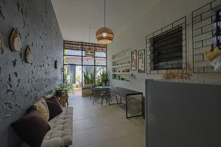 Casa à venda com 229m², 4 quartos e 3 vagas