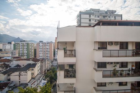 Apartamento para alugar com 77m², 3 quartos e 1 vagaQuarto 1 Vista