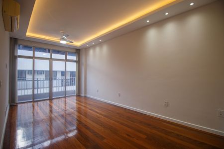 Sala de apartamento para alugar com 3 quartos, 77m² em Tijuca, Rio de Janeiro