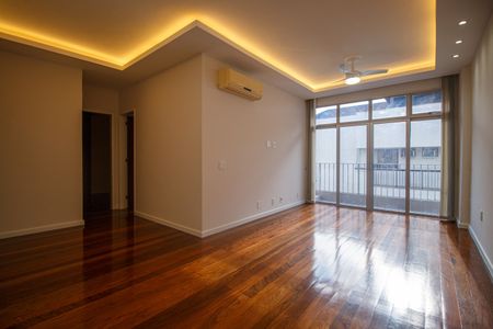 Sala de apartamento para alugar com 3 quartos, 77m² em Tijuca, Rio de Janeiro