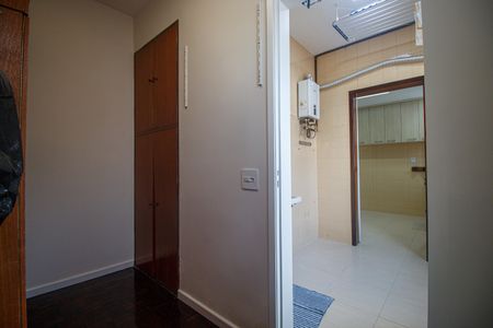 Apartamento para alugar com 77m², 3 quartos e 1 vagaQuarto de Serviço